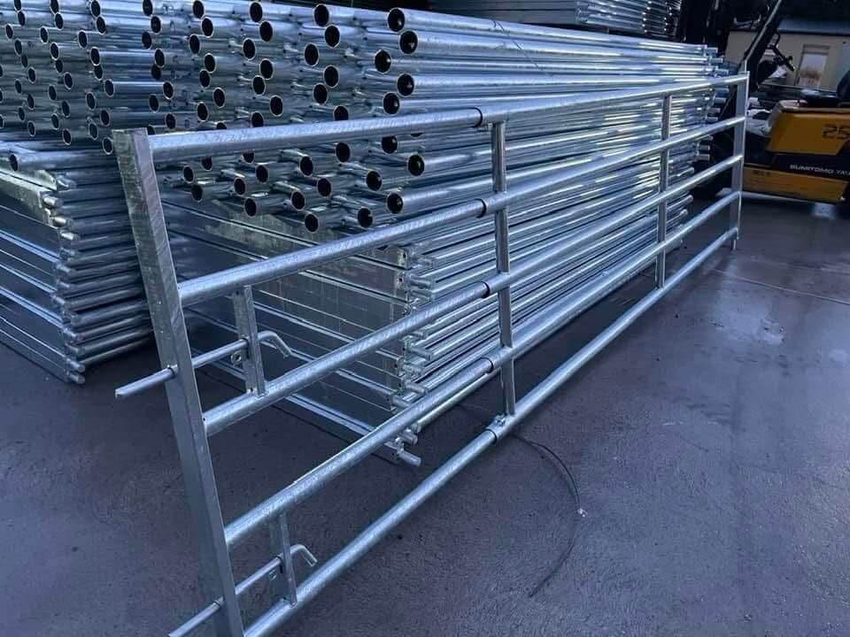 Galvanised Extendable Heavy Duty GATES